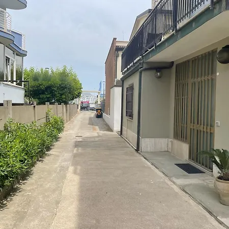 Apartment Cv008 - Cervia, Trilocale Ristrutturato Con Aria Condizionata Sul Lungomare Cervia
