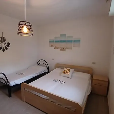 Cv008 - Cervia, Trilocale Ristrutturato Con Aria Condizionata Sul Lungomare *